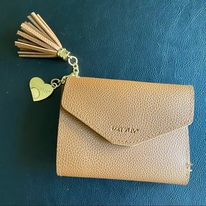 Izzy & Liv Women’s Pleather Wallet